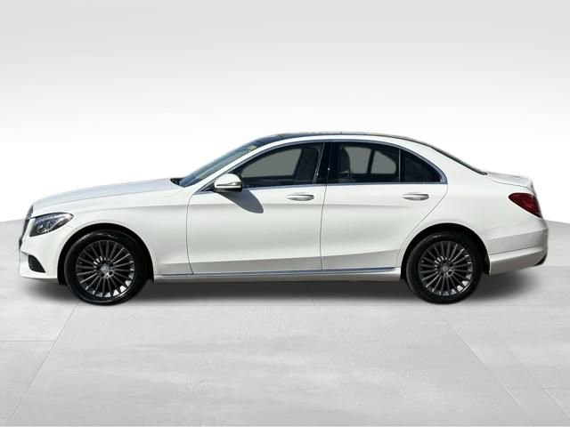 Used 2016 Mercedes-Benz C 300 4MATIC Sedan image 4