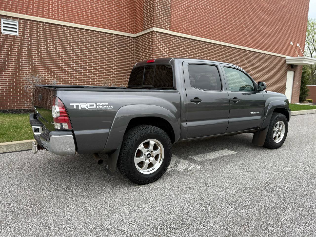 Used 2013 Toyota Tacoma 4x4 Double Cab w/ TRD Off-Road Pkg image 15