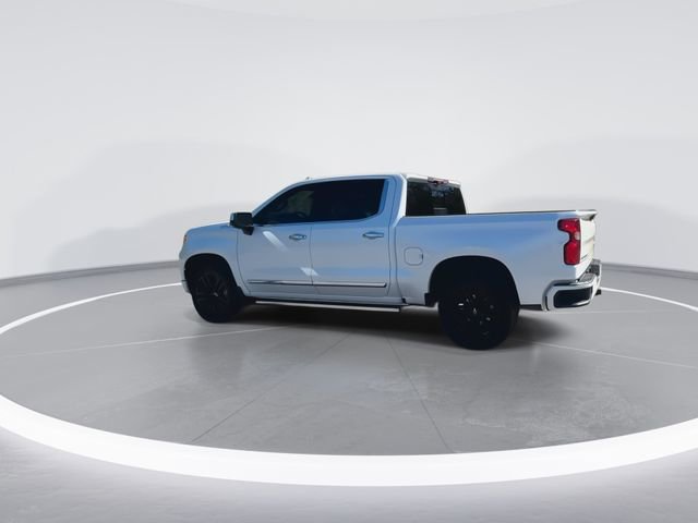 Used 2023 Chevrolet Silverado 1500 High Country w/ High Country Premium Package AWD/4WD image 8