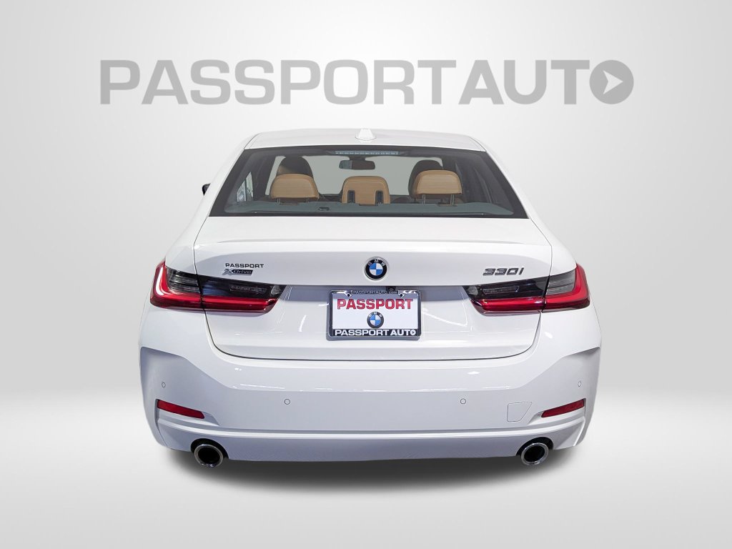 Certified 2023 BMW 330i xDrive Sedan w/ Driving Assistance Package AWD/4WD image 5