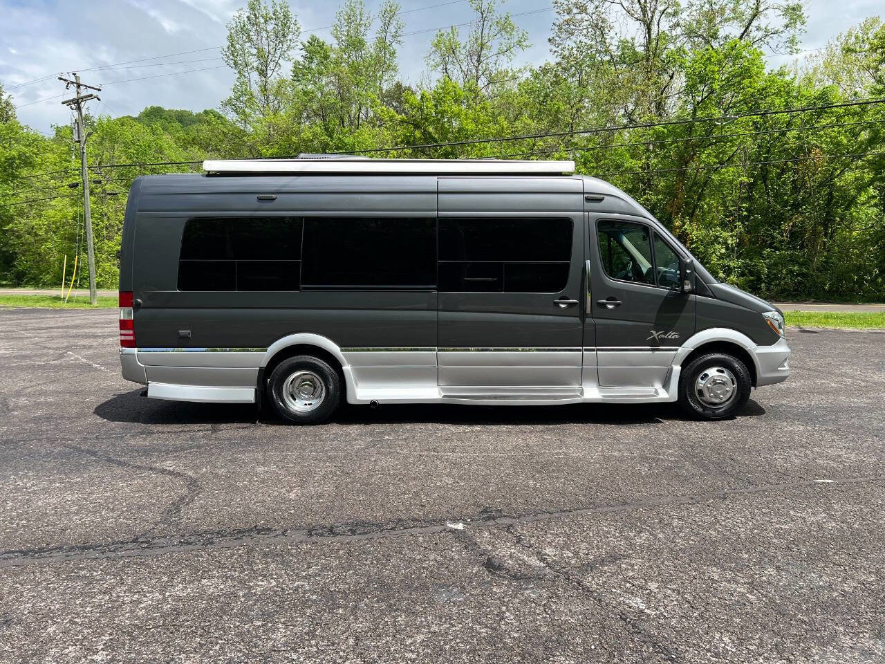 Used 2017 Mercedes-Benz Sprinter 3500 image 4