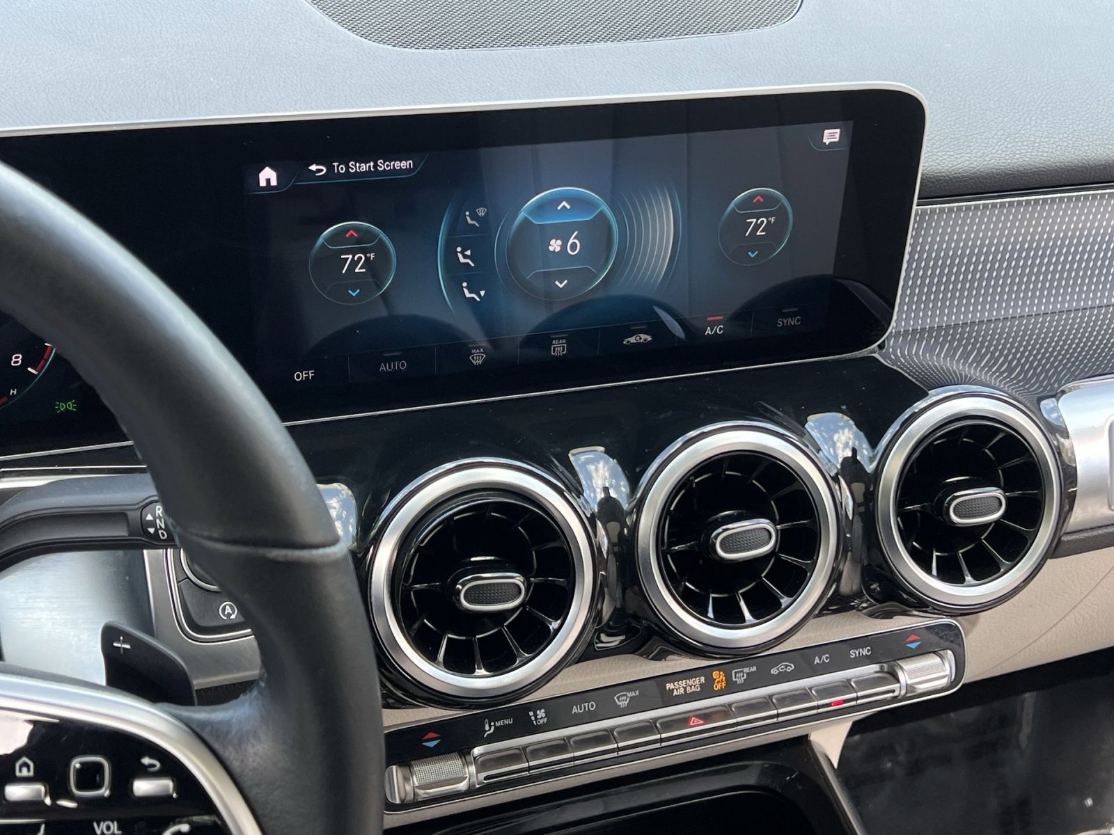 Certified 2021 Mercedes-Benz GLB 250 4MATIC image 19