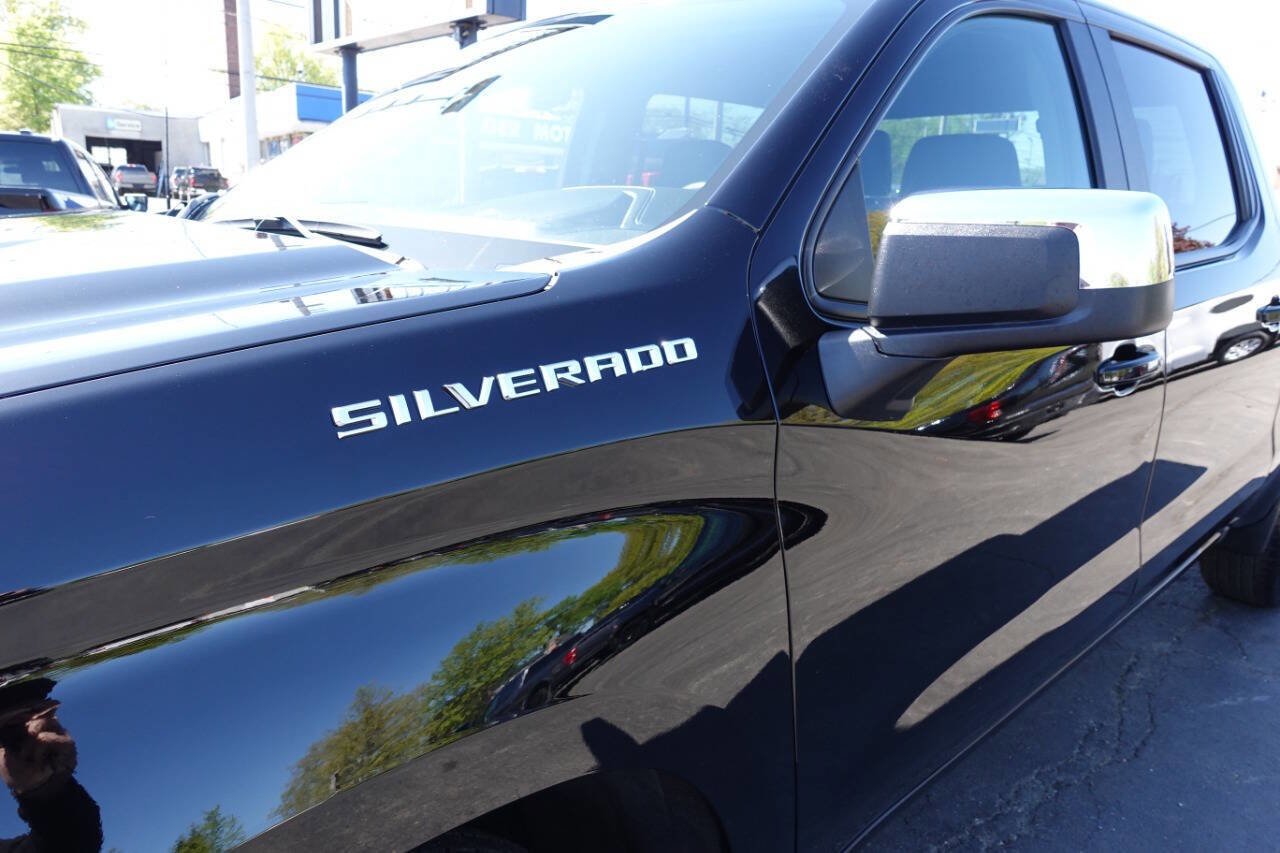 Used 2023 Chevrolet Silverado 1500 LT AWD/4WD image 8