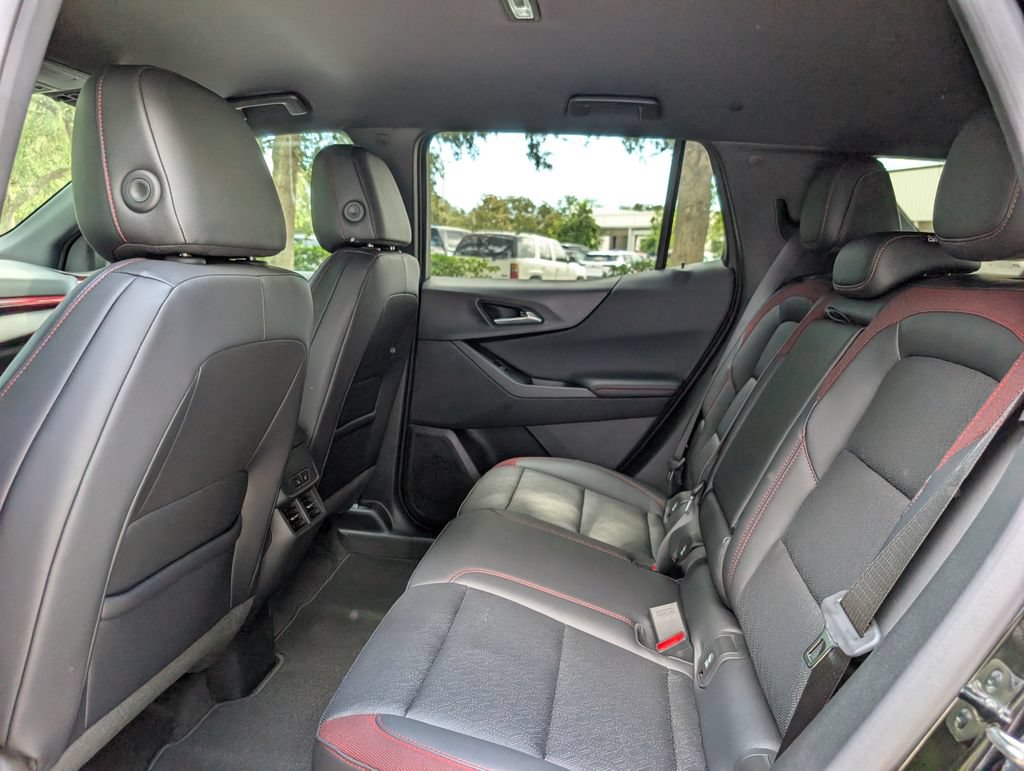 New 2027 Chevrolet Equinox RS w/ Safety and Technology Package FWD image 15