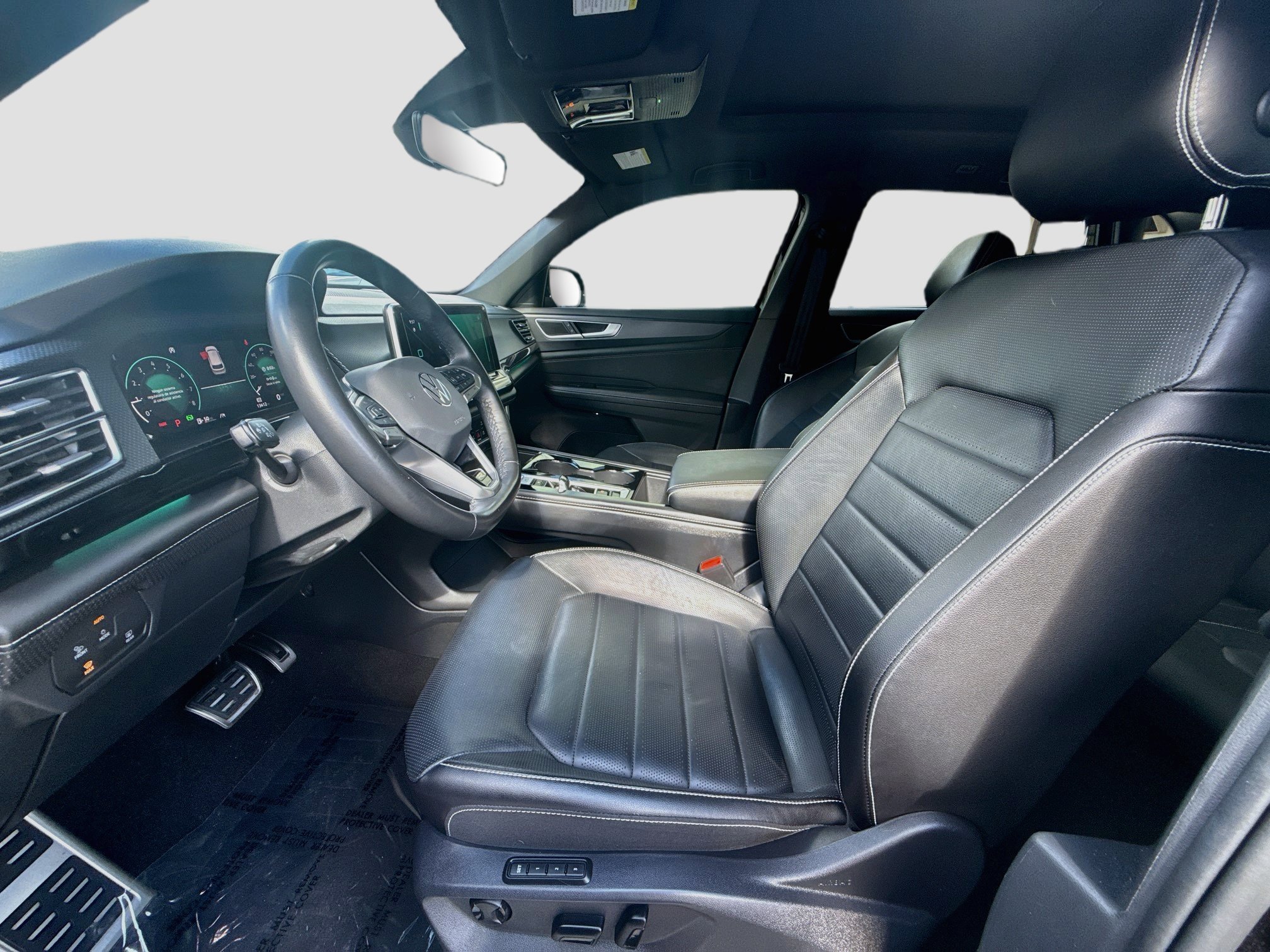 Used 2024 Volkswagen Atlas Cross Sport SEL R-Line AWD/4WD image 19