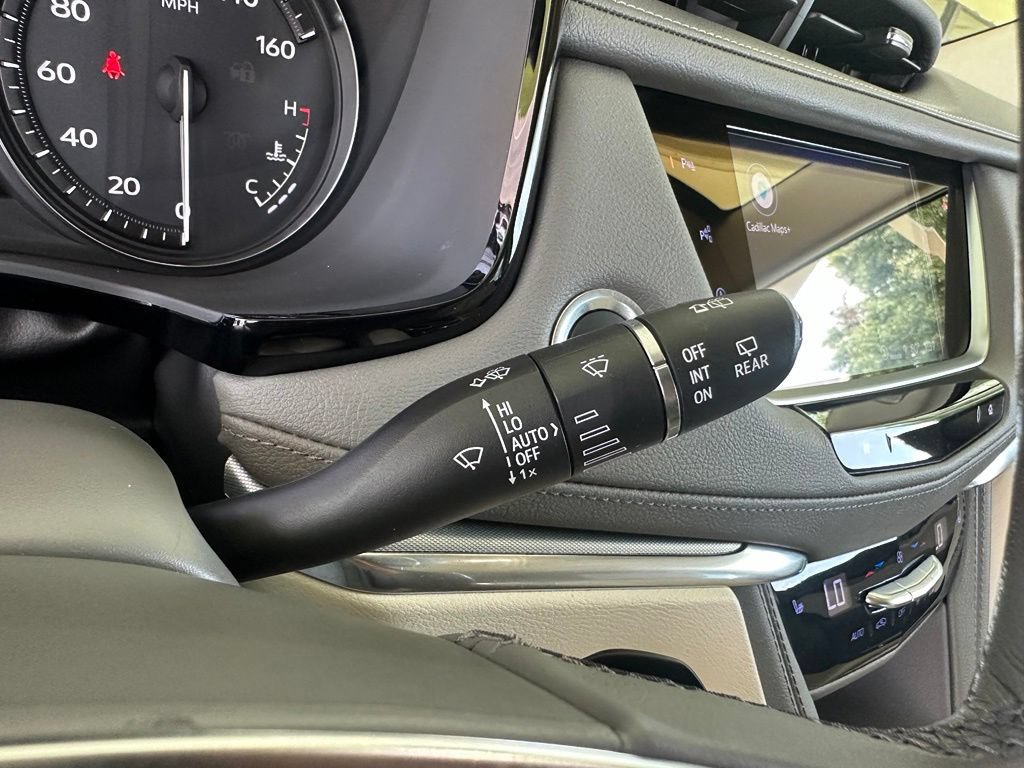 Certified 2022 Cadillac XT5 Premium Luxury w/ Technology Package FWD image 24