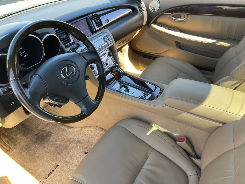 Used 2007 Lexus SC 430 Convertible image 16