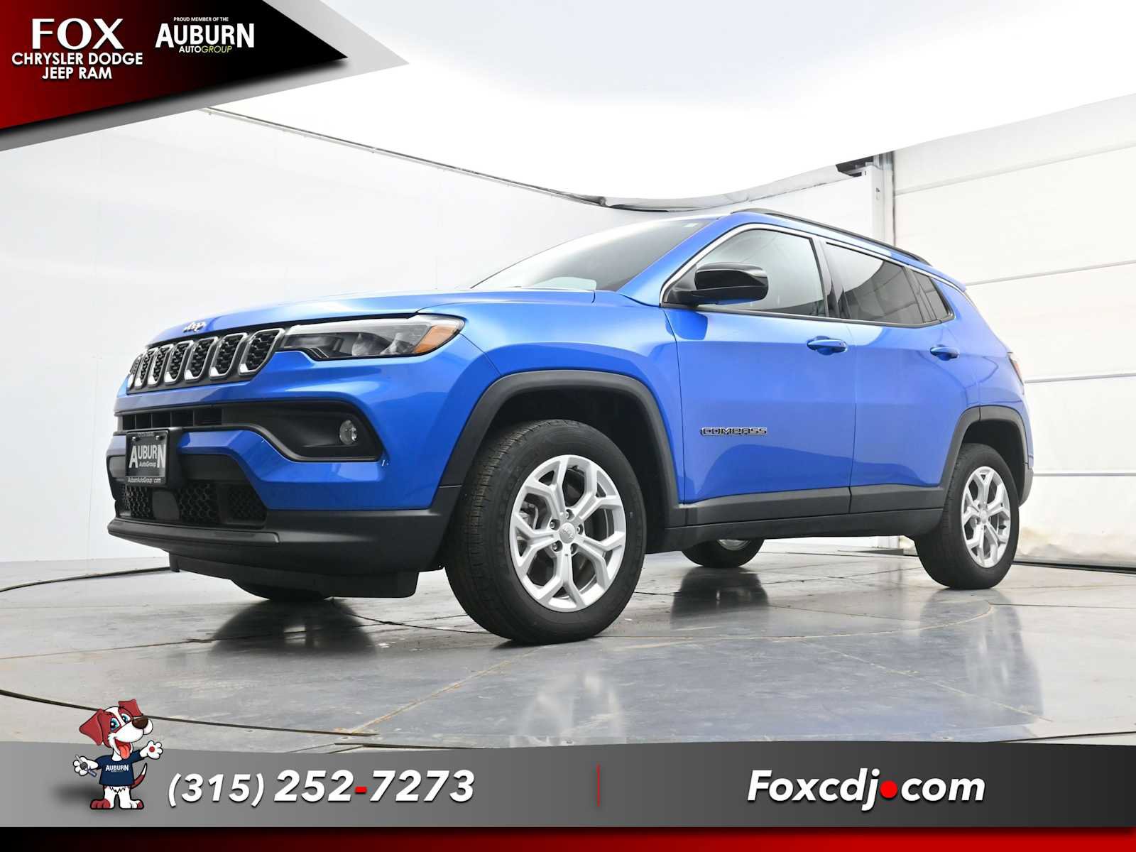 Used 2024 Jeep Compass Latitude w/ Convenience Group image 17