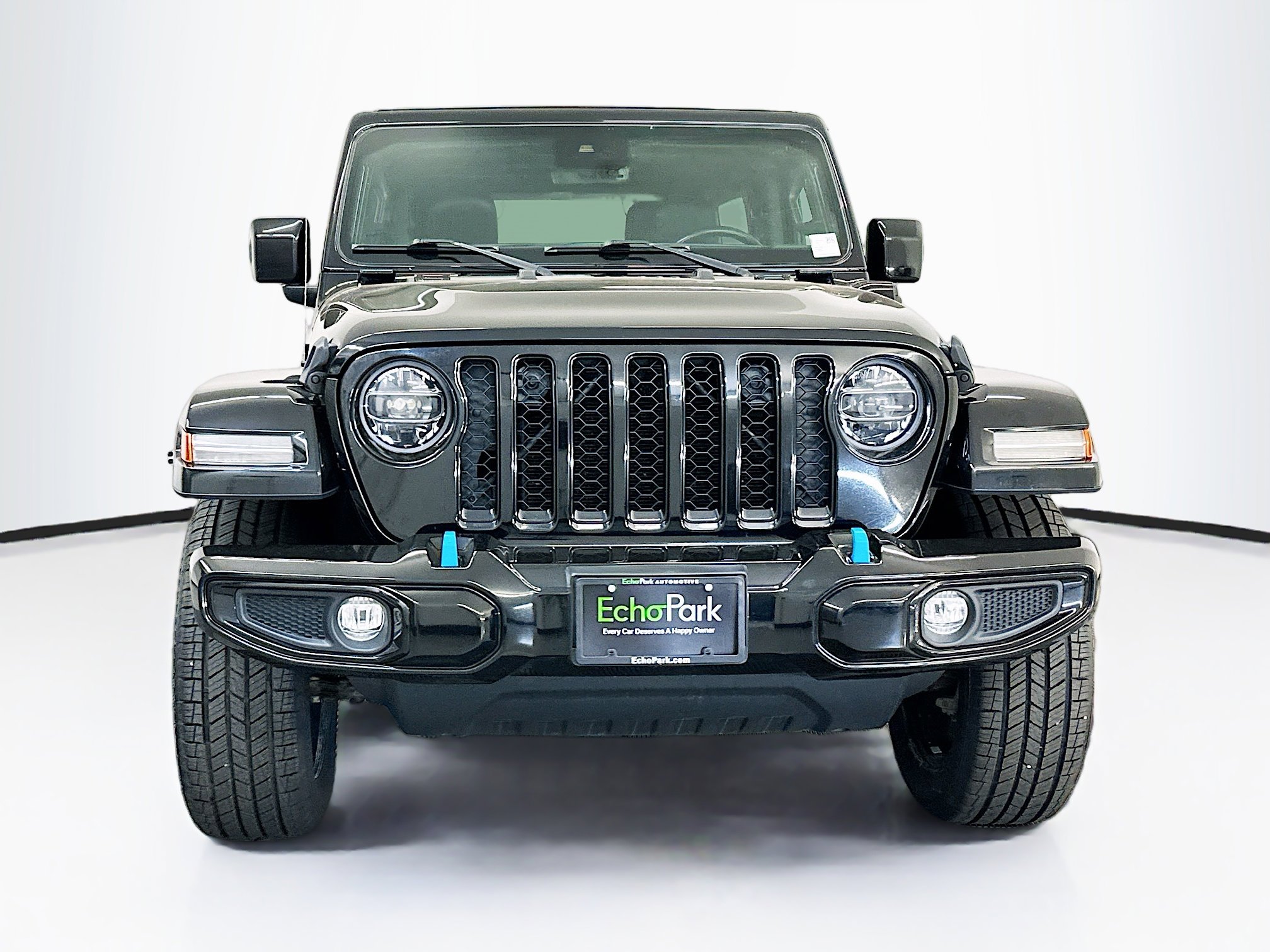 Used 2021 Jeep Wrangler Unlimited Sahara AWD/4WD image 2