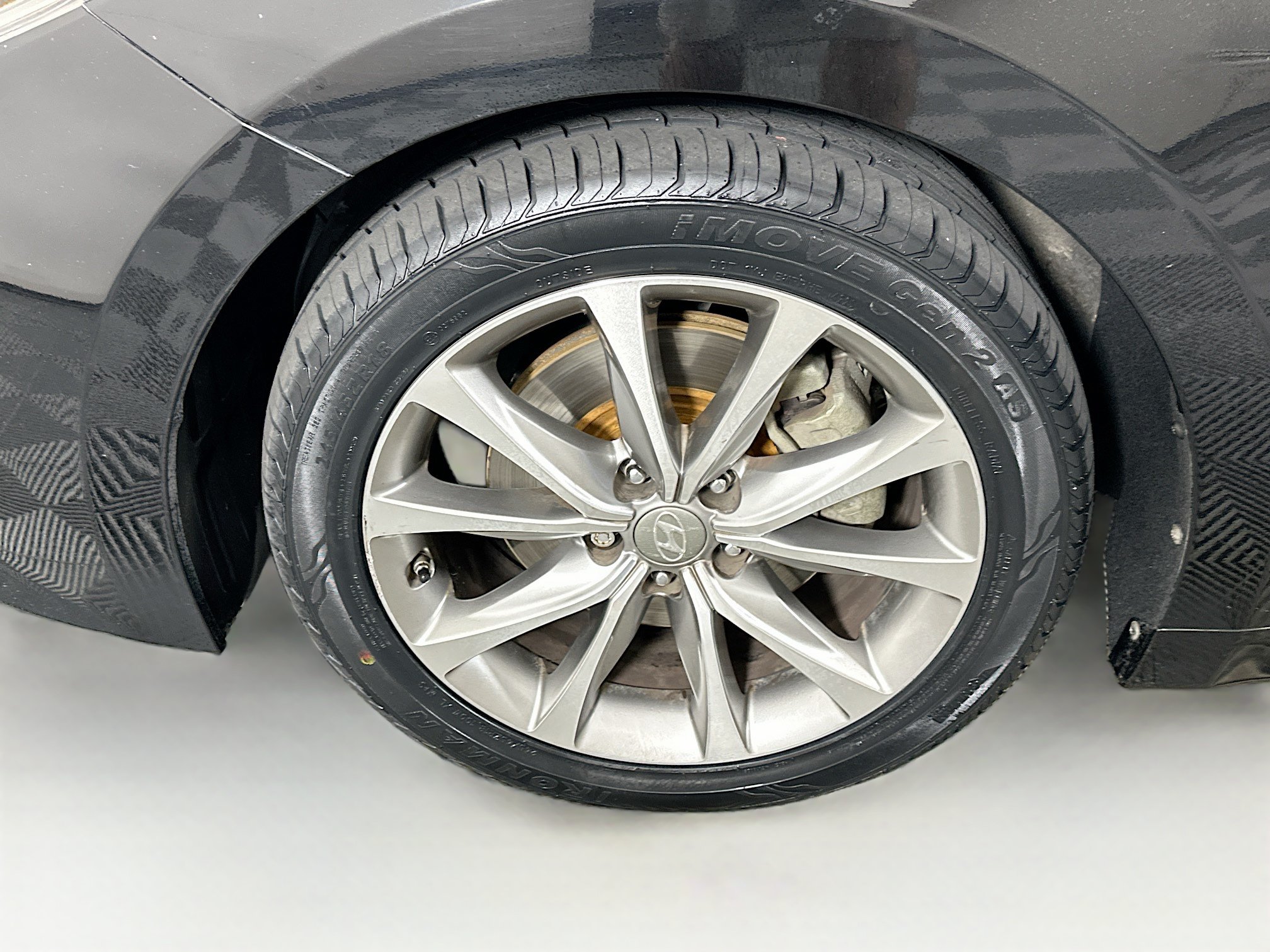 Used 2016 Hyundai Azera FWD image 11