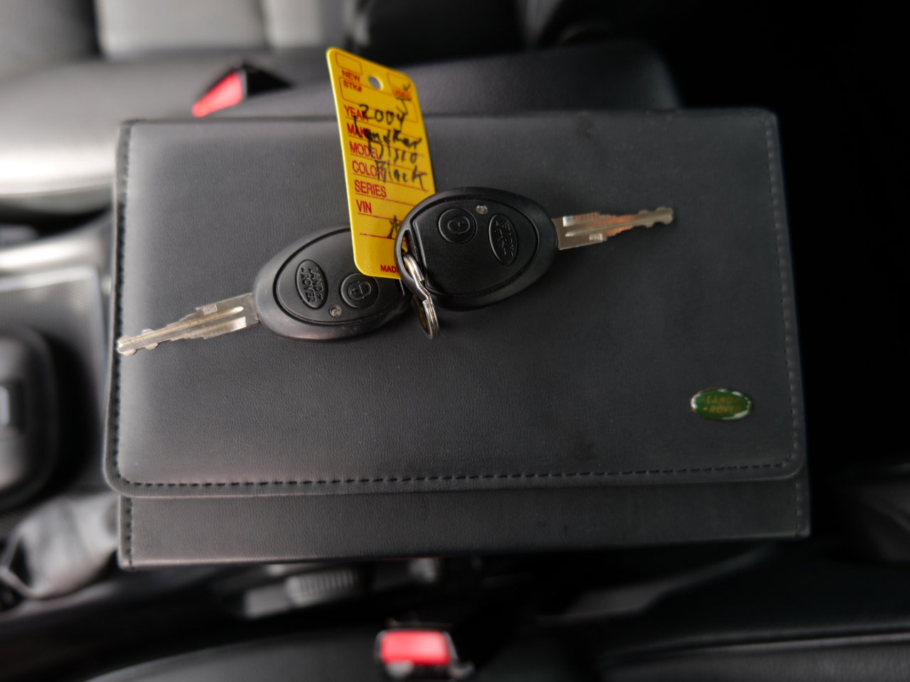 Used 2004 Land Rover Discovery SE image 30