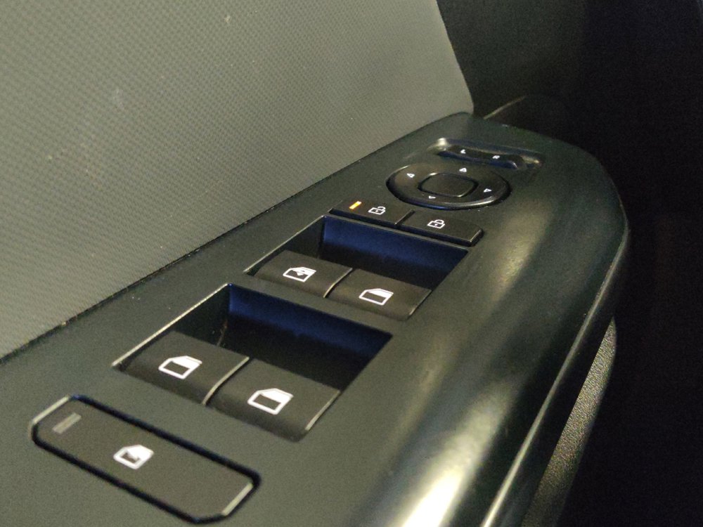 Used 2025 Kia K4 FWD image 27