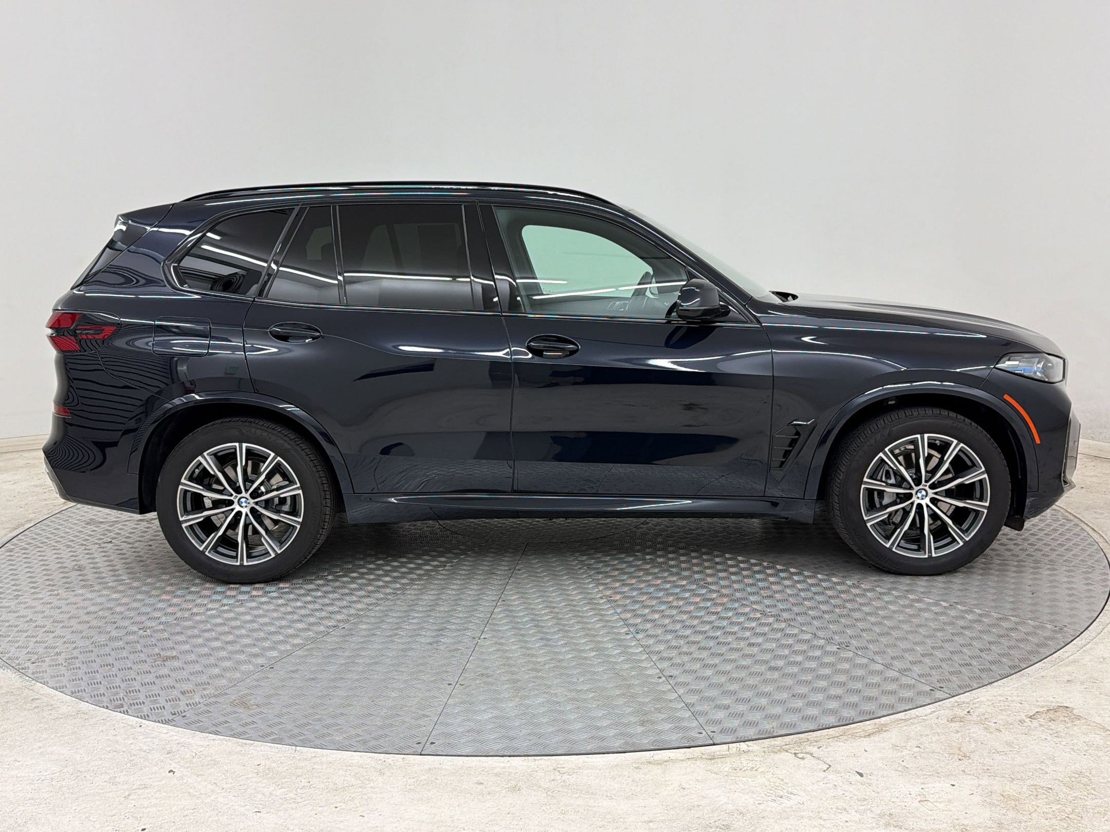 Certified 2026 BMW X5 xDrive40i image 8