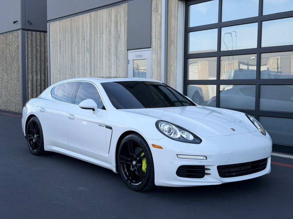 Used 2014 Porsche Panamera S RWD image 11
