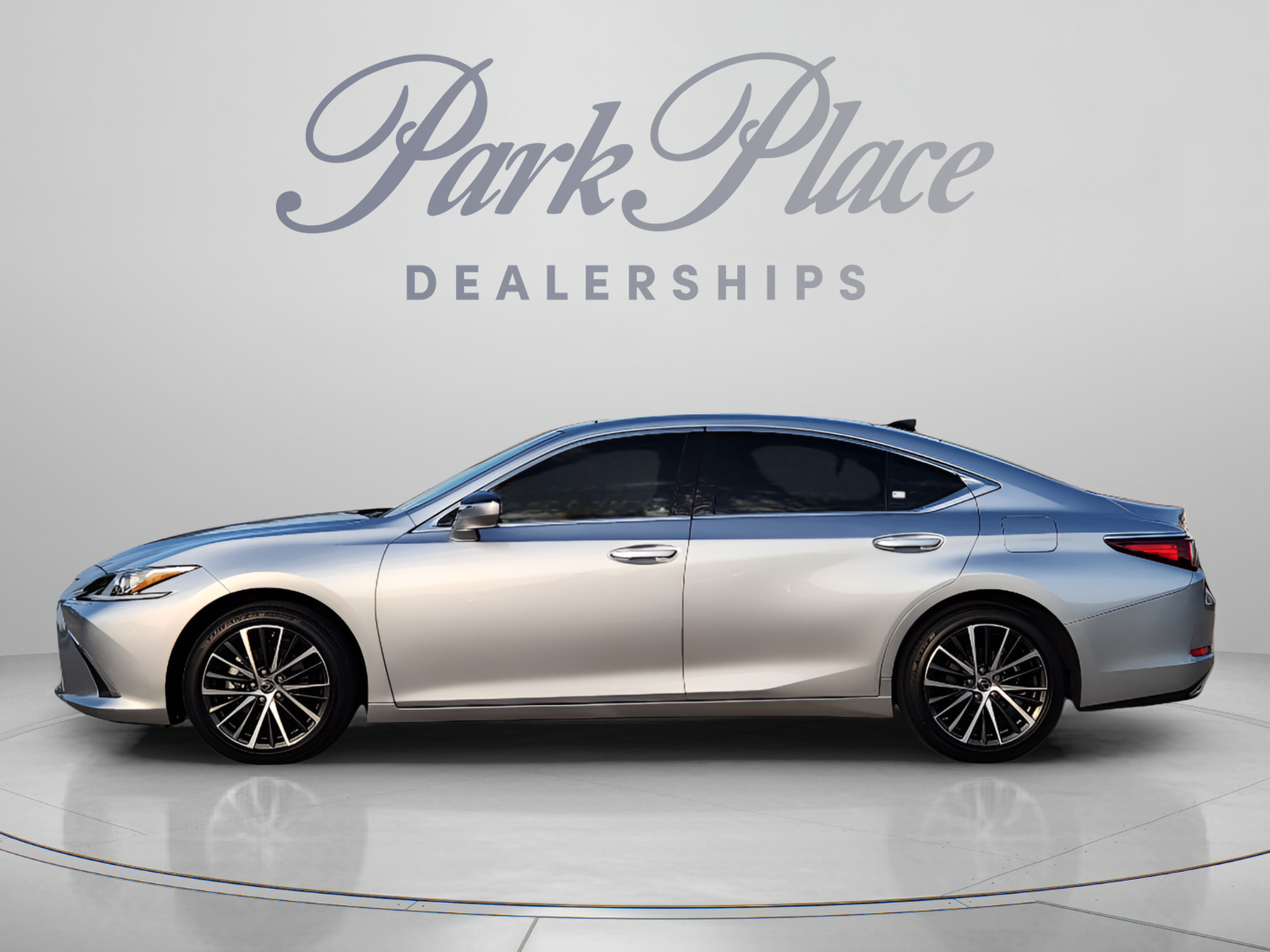 Certified 2025 Lexus ES 350 w/ Premium Package FWD image 2