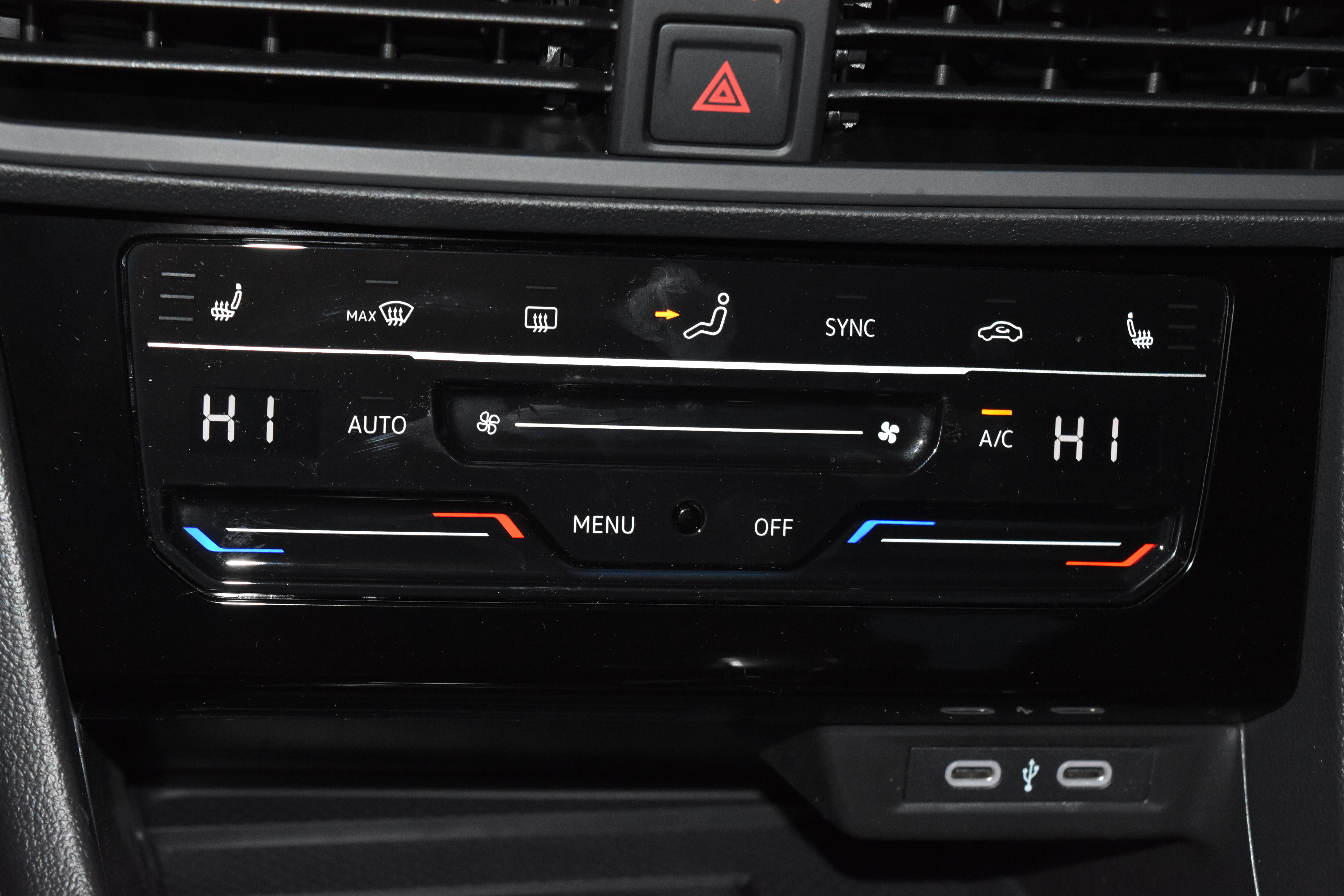 New 2026 Volkswagen Jetta SE FWD image 11