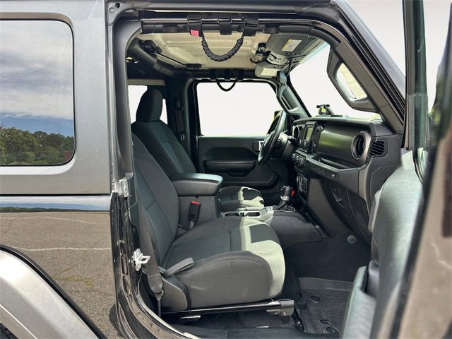 Used 2019 Jeep Wrangler Sport image 15