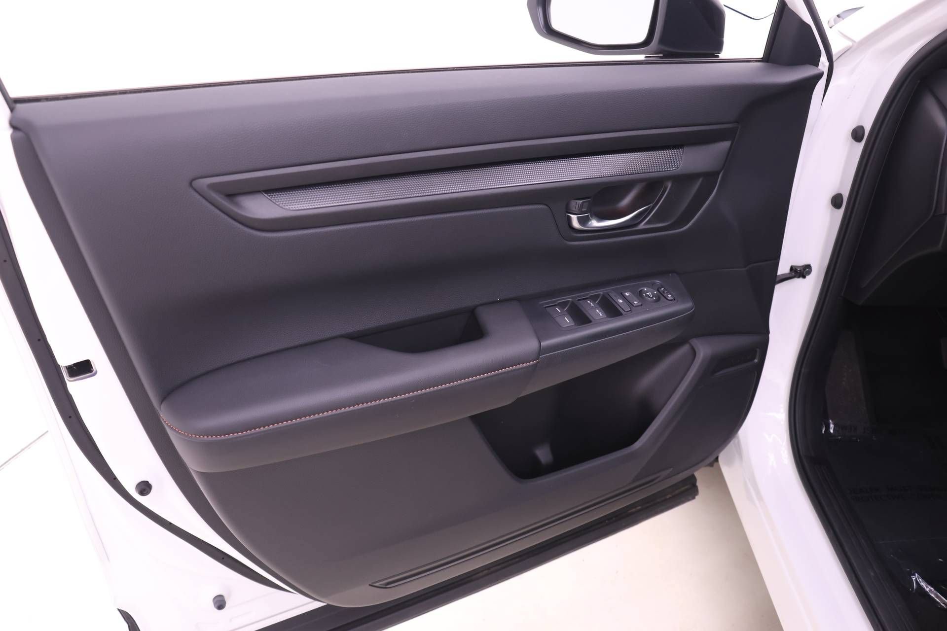 Certified 2026 Honda CR-V TrailSport image 9