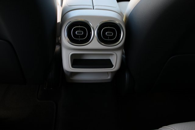 New 2026 Mercedes-Benz GLC 300 4MATIC image 33