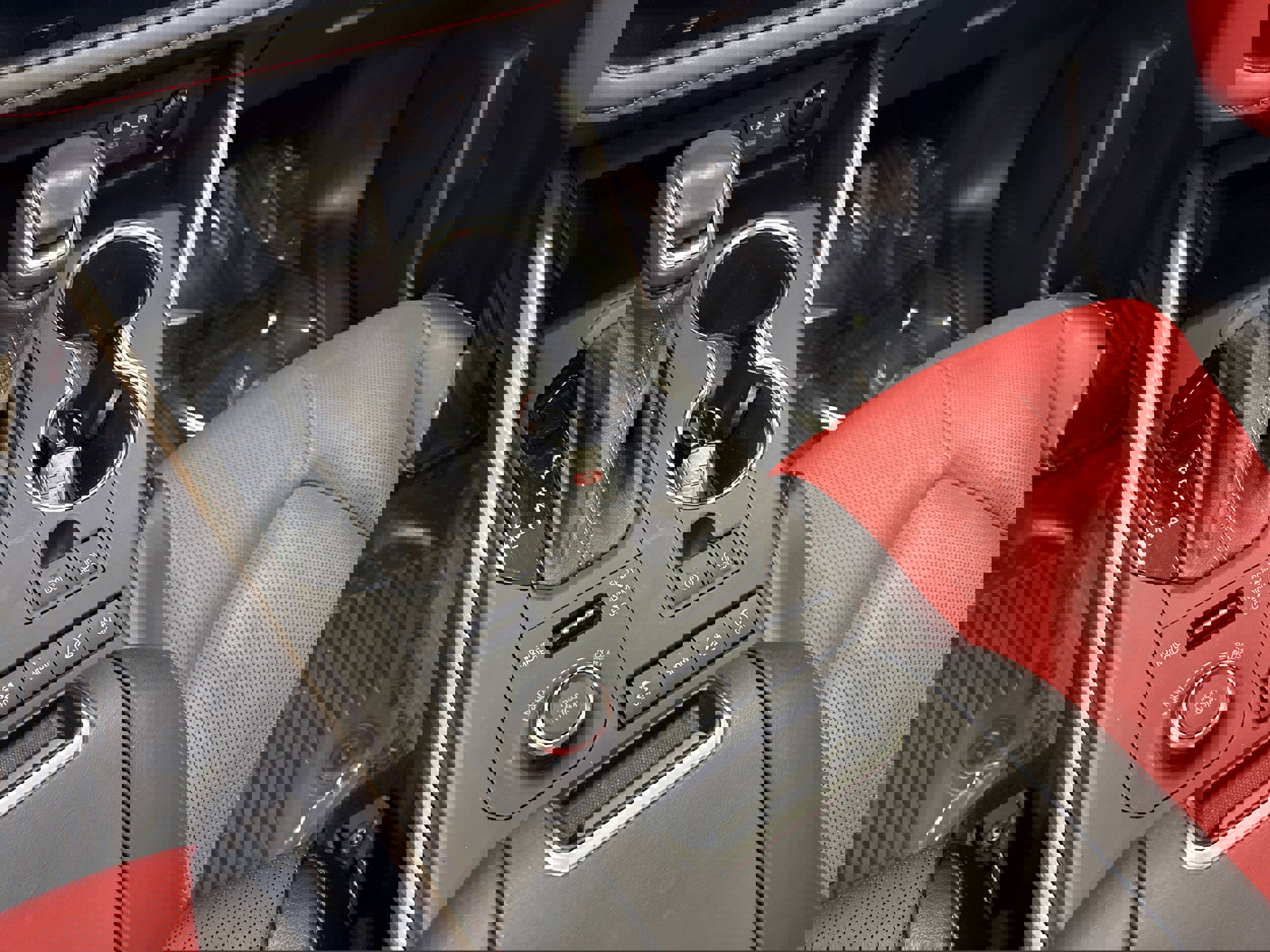 Used 2022 Toyota Highlander XSE image 36