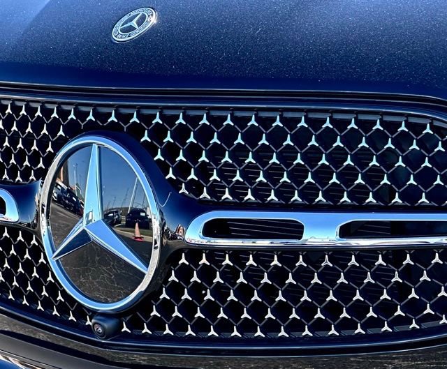 New 2026 Mercedes-Benz GLC 300 4MATIC image 4