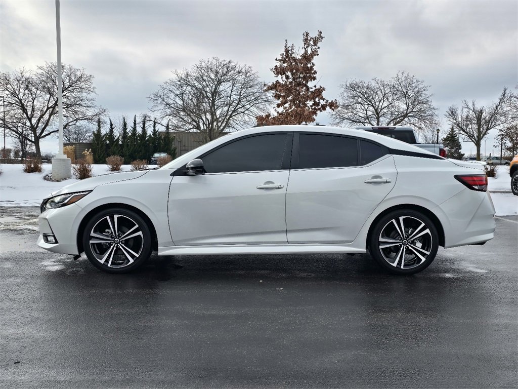 Used 2023 Nissan Sentra SR w/ SR Premium Package image 5