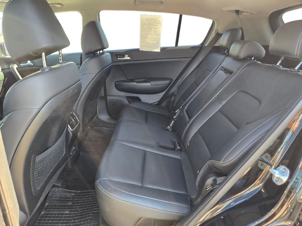 Used 2017 Kia Sportage EX w/ EX Premium Package FWD image 19
