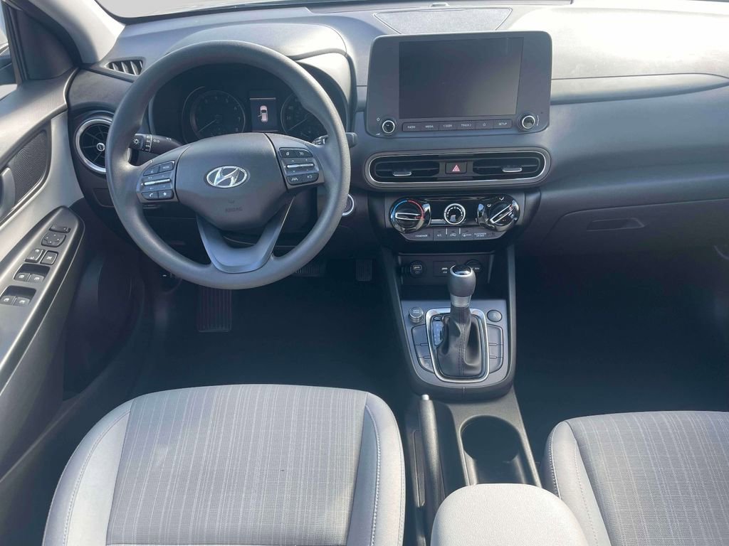 Used 2023 Hyundai Kona SEL image 11