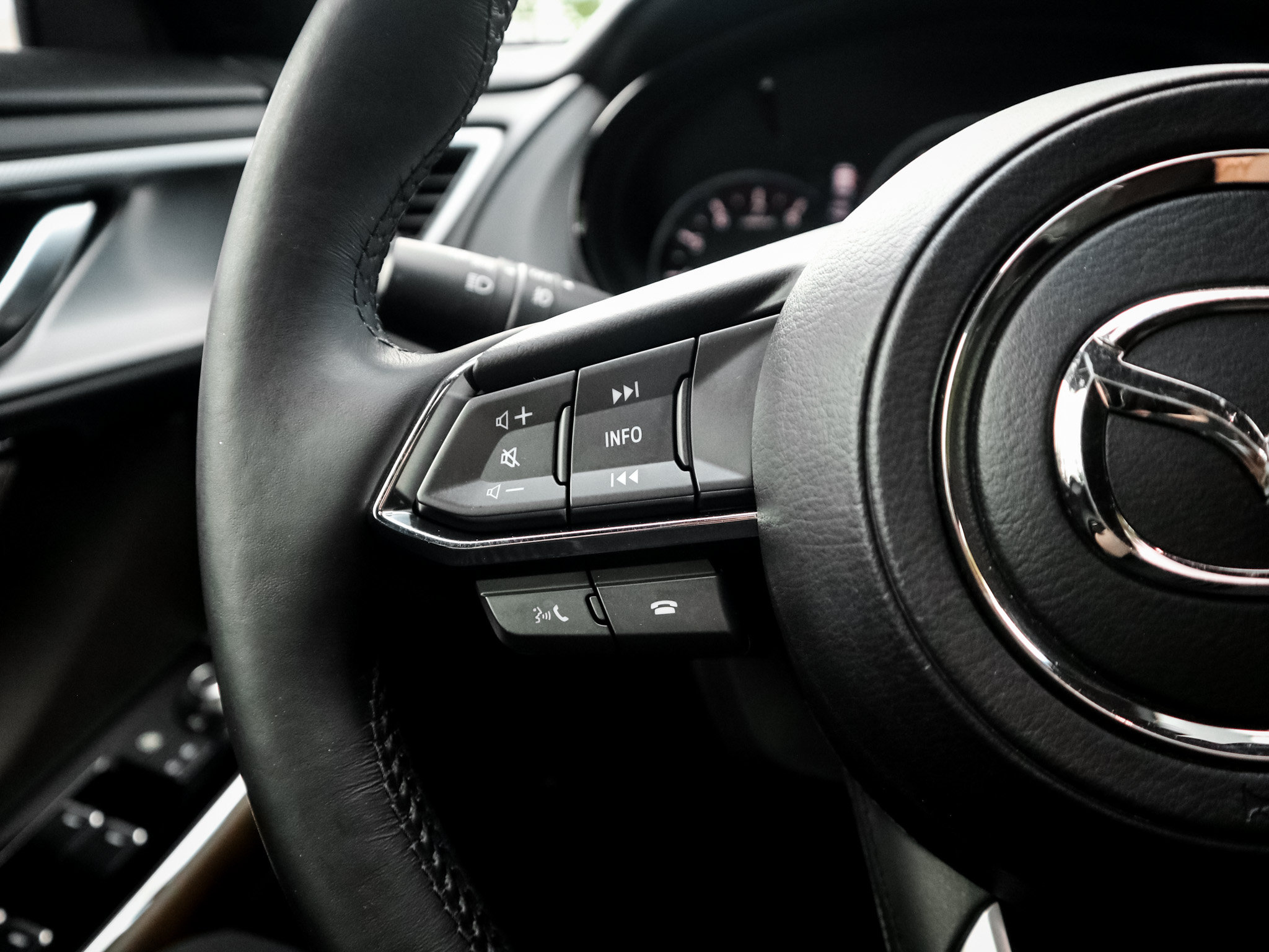 Used 2021 MAZDA CX-9 Signature AWD/4WD image 19