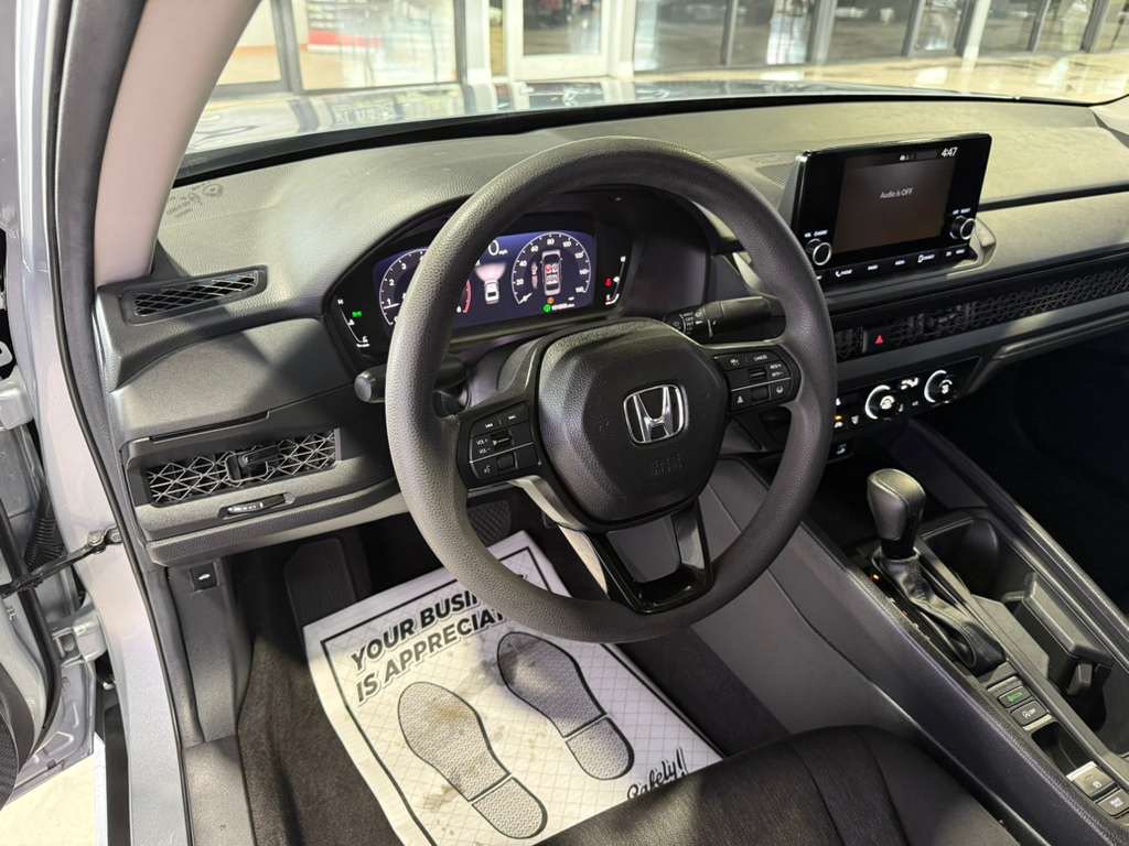 Used 2025 Honda Accord LX image 9