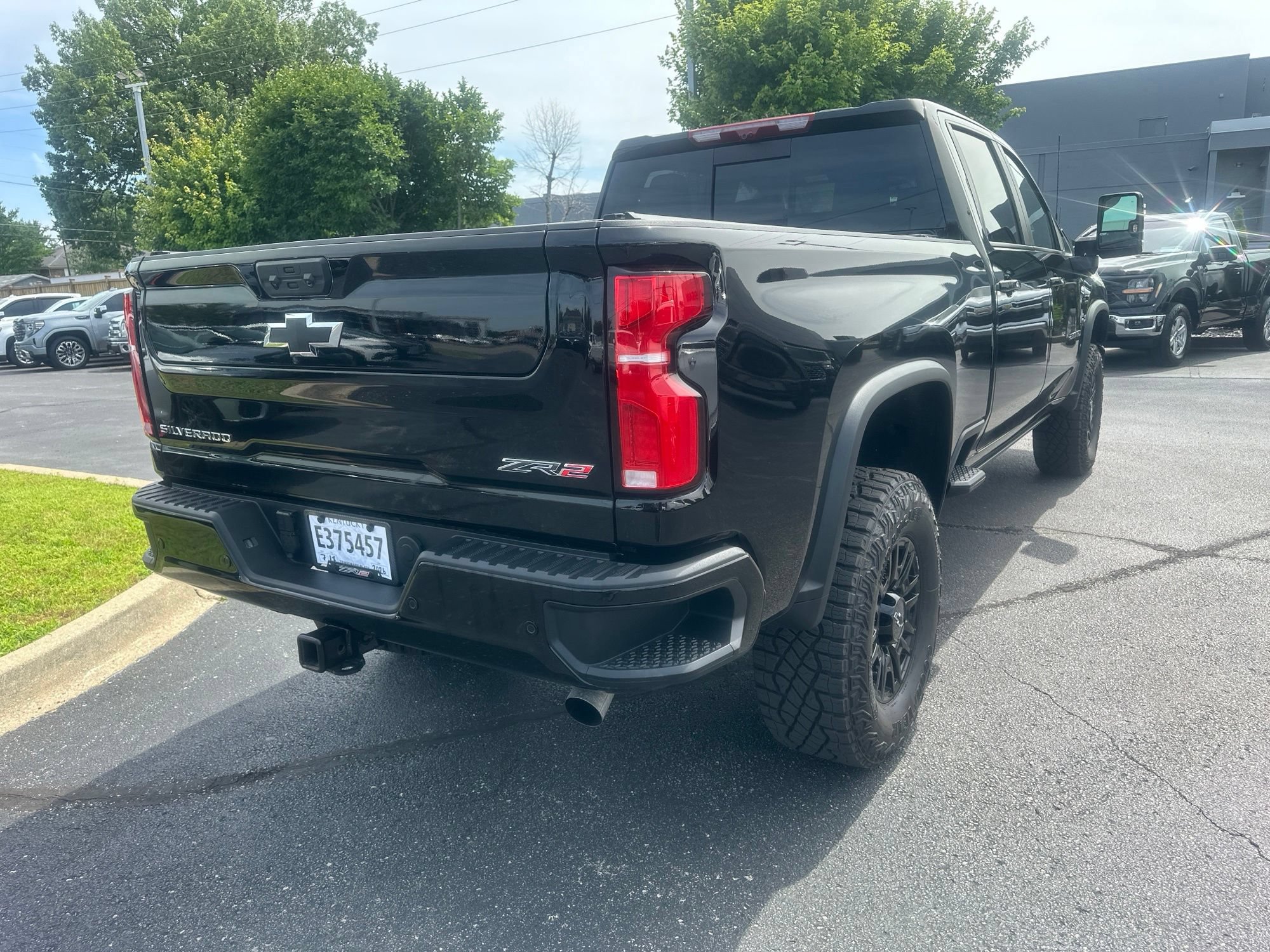 Used 2026 Chevrolet Silverado 2500 ZR2 AWD/4WD image 4
