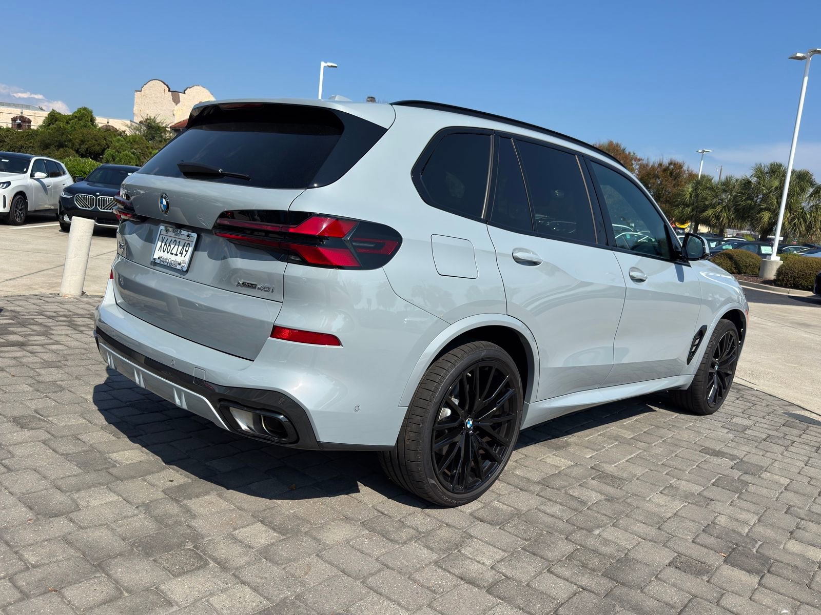 Used 2026 BMW X5 xDrive40i w/ M Sport Package image 9