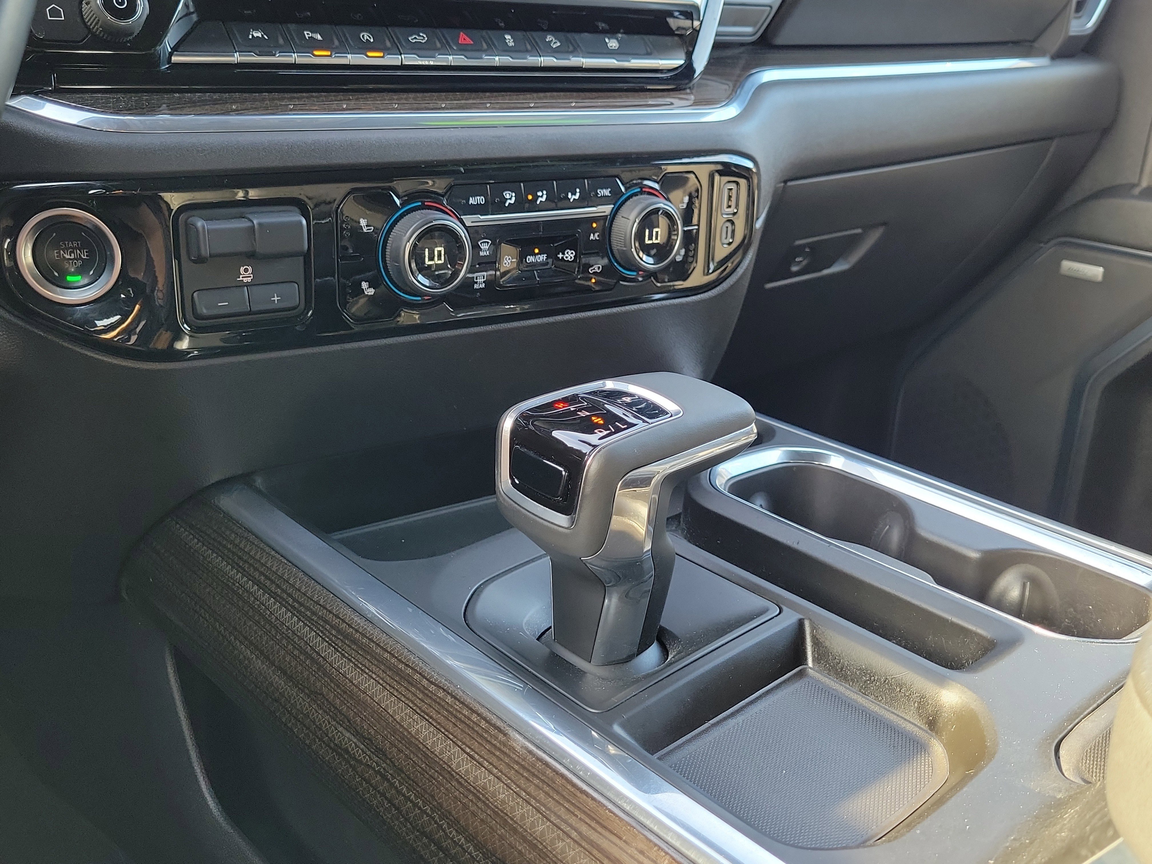 Used 2024 Chevrolet Silverado 1500 LT Trail Boss w/ LT Trail Boss Premium Package image 26