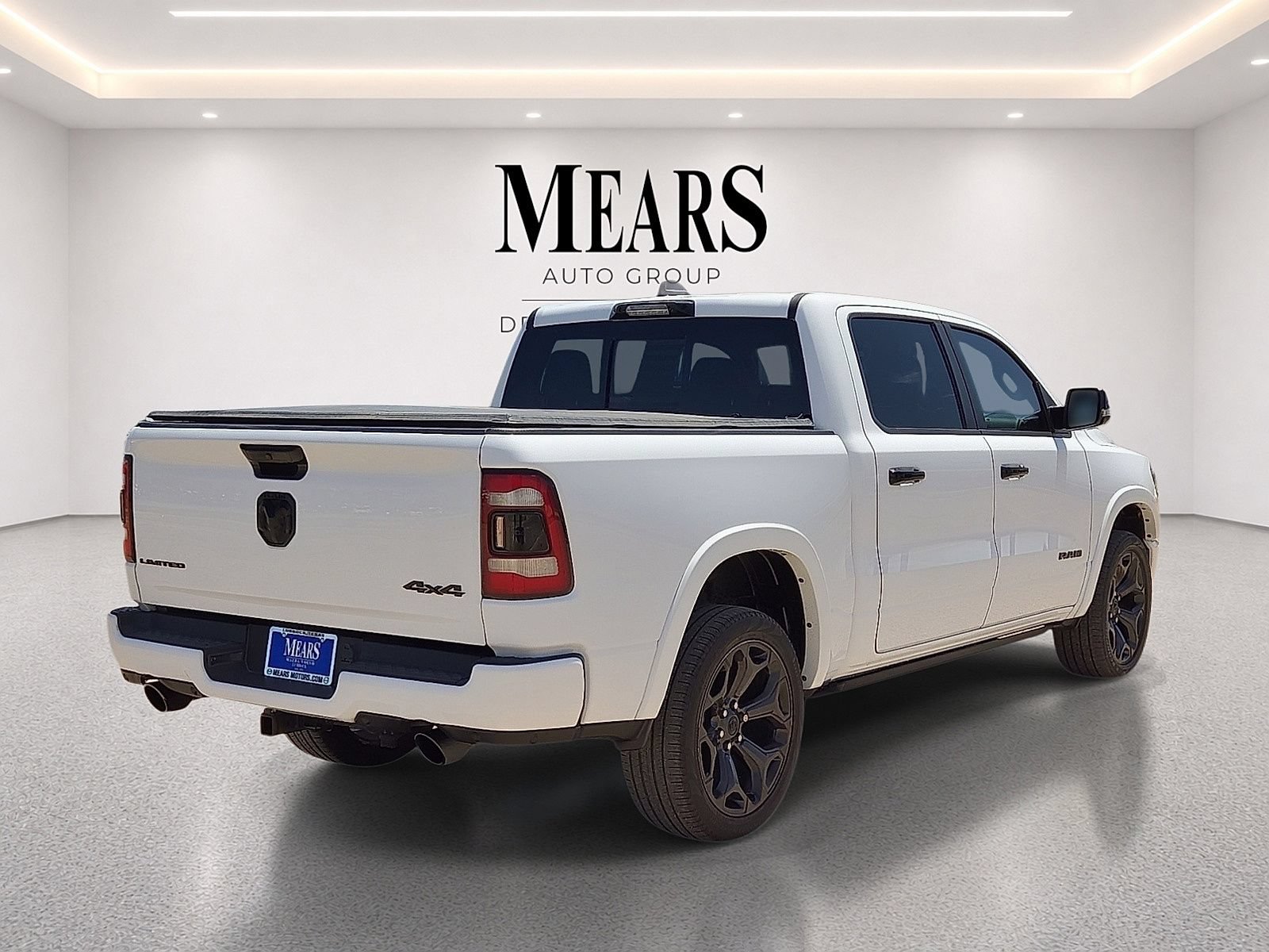 Used 2023 RAM 1500 Limited AWD/4WD image 5