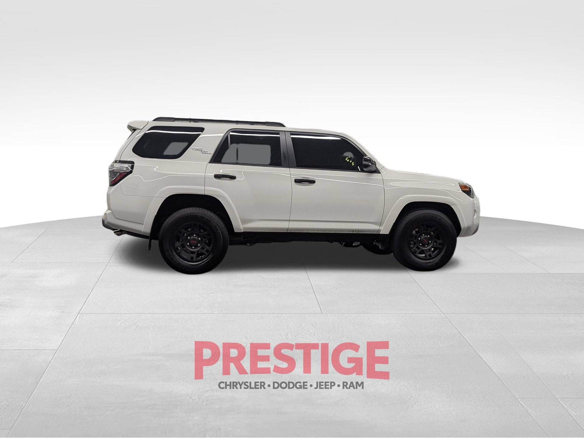 Used 2024 Toyota 4Runner TRD Off-Road Premium w/ Moonroof Package AWD/4WD image 6