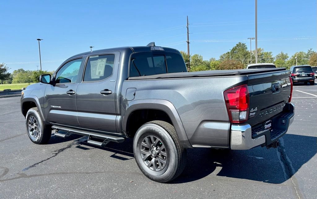 Used 2023 Toyota Tacoma SR5 AWD/4WD image 5