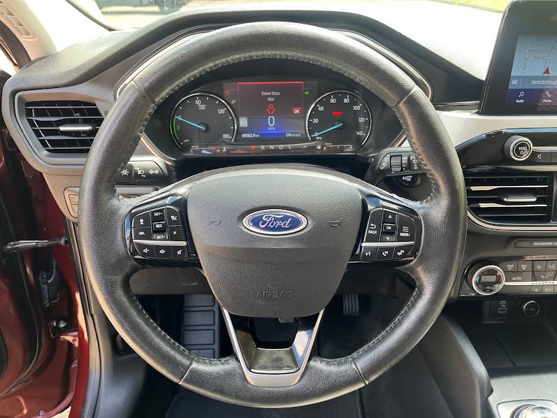 Used 2021 Ford Escape SE w/ Convenience Package FWD image 12