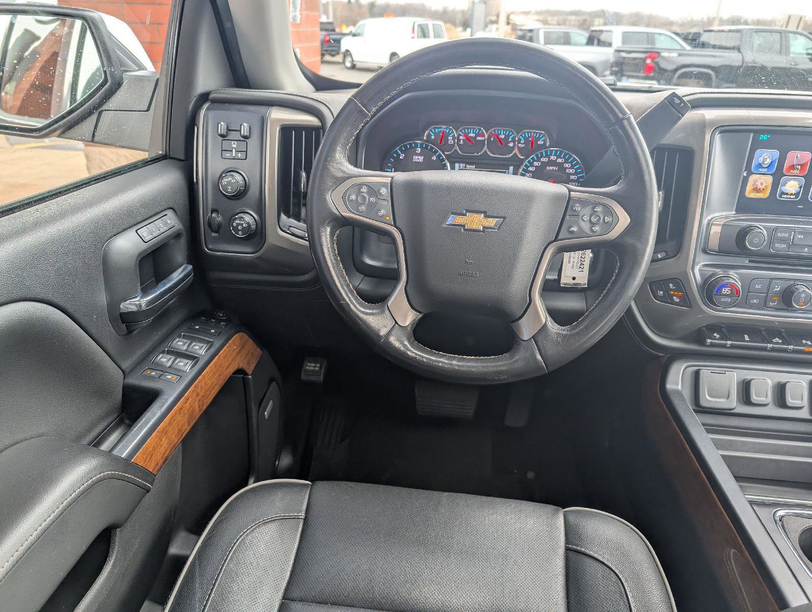 Used 2018 Chevrolet Silverado 1500 High Country image 31