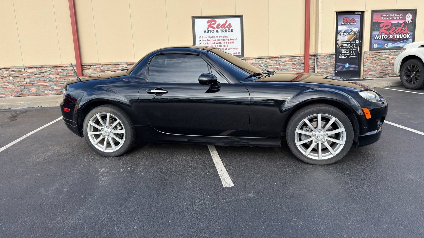 Used 2008 MAZDA MX-5 Miata Grand Touring w/ Premium Pkg RWD image 4