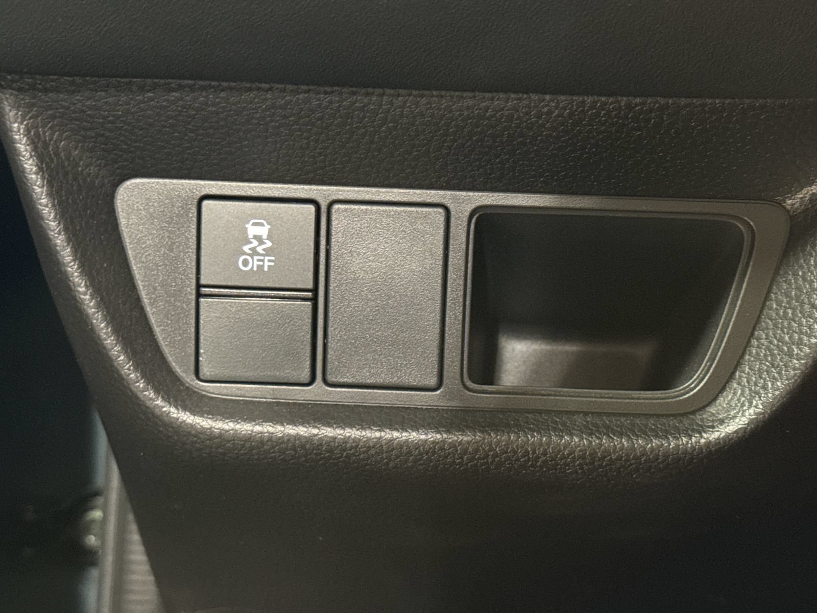 Certified 2024 Honda HR-V Sport image 19