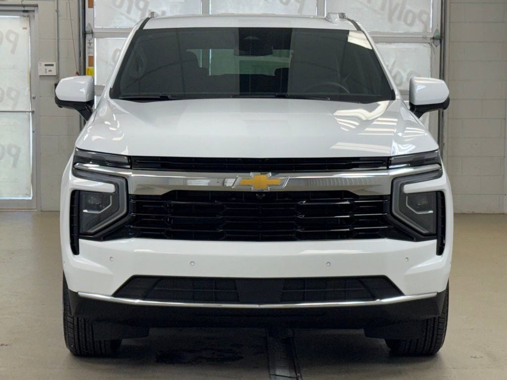New 2026 Chevrolet Suburban LS image 2