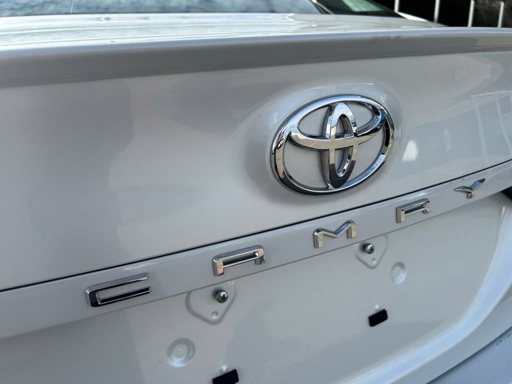 Used 2024 Toyota Camry XSE w/ Navigation Package FWD image 31