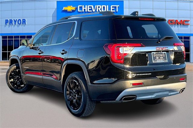 Used 2023 GMC Acadia SLE w/ Driver Convenience Package image 4