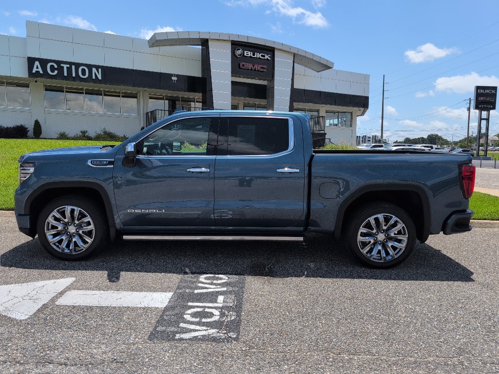 Used 2024 GMC Sierra 1500 Denali w/ Denali Reserve Package image 2