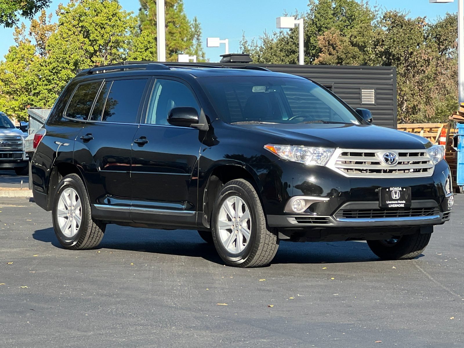 Used 2013 Toyota Highlander SE FWD image 8