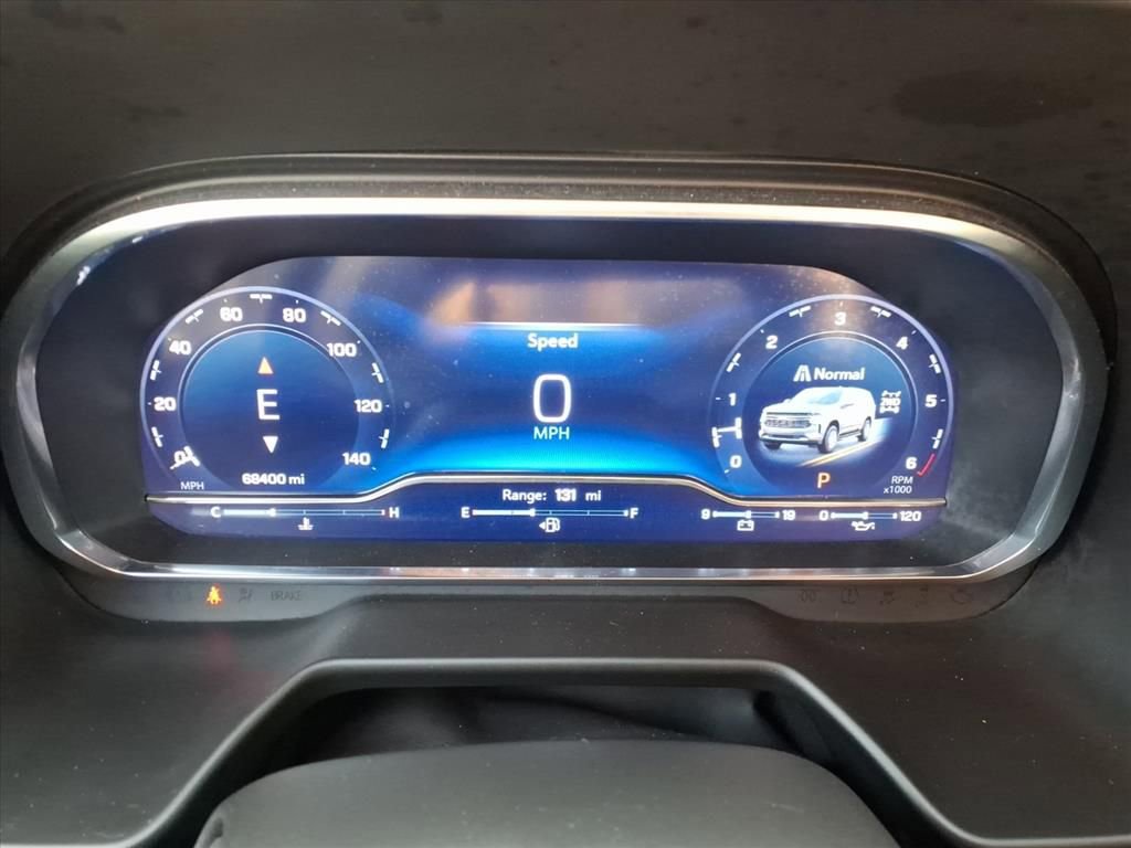 Used 2023 Chevrolet Suburban Premier image 23