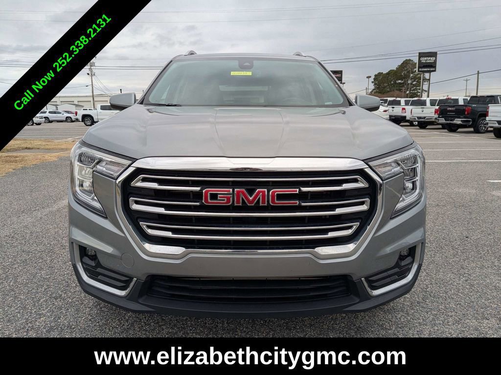 Used 2024 GMC Terrain SLT image 9