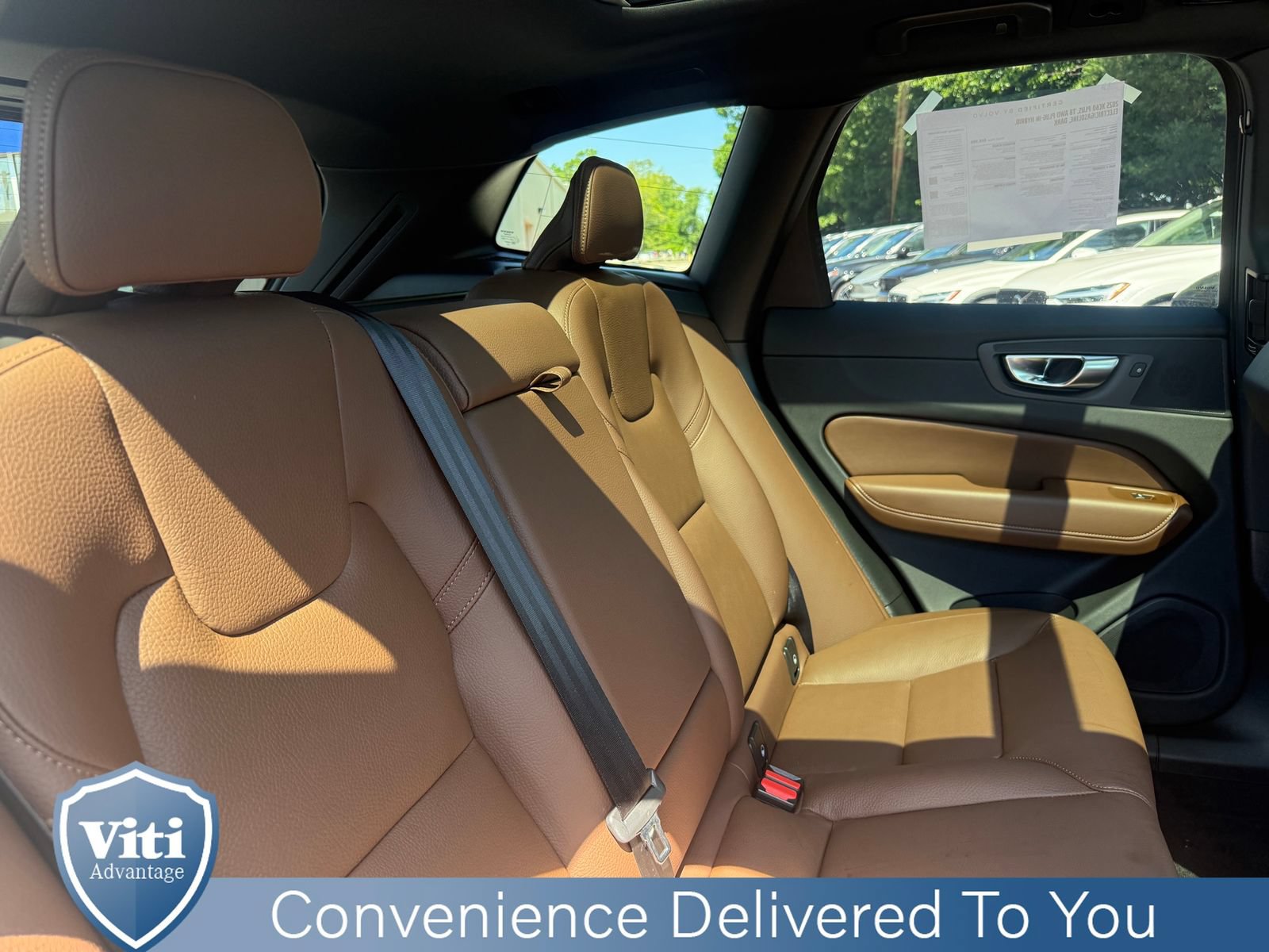 Used 2025 Volvo XC60 T8 Plus w/ Climate Package AWD/4WD image 25