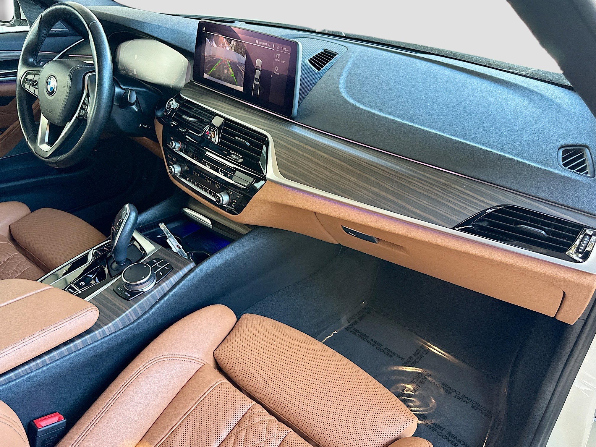 Used 2023 BMW 530i w/ Premium Package image 31