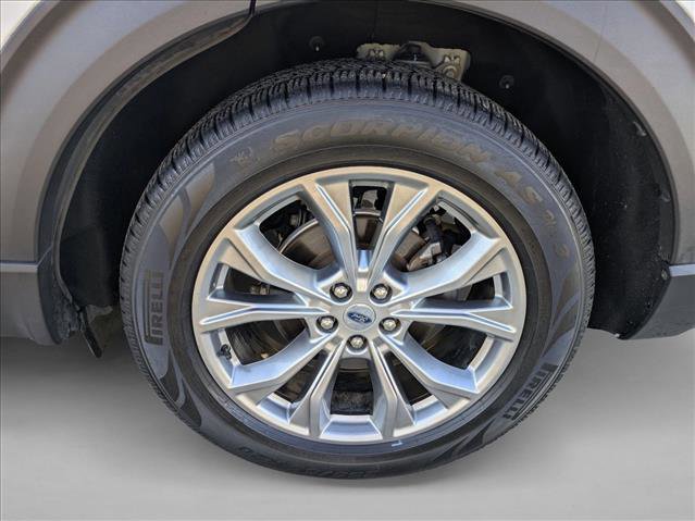 Used 2020 Ford Explorer XLT w/ Equipment Group 202A image 8